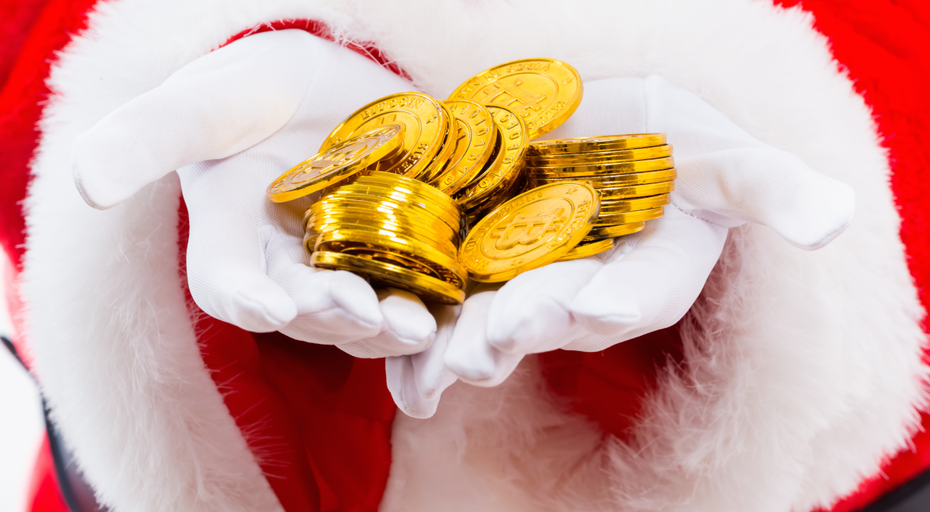 frenesi de papai noel com moedas na mão e bitcoin Decrypt logo